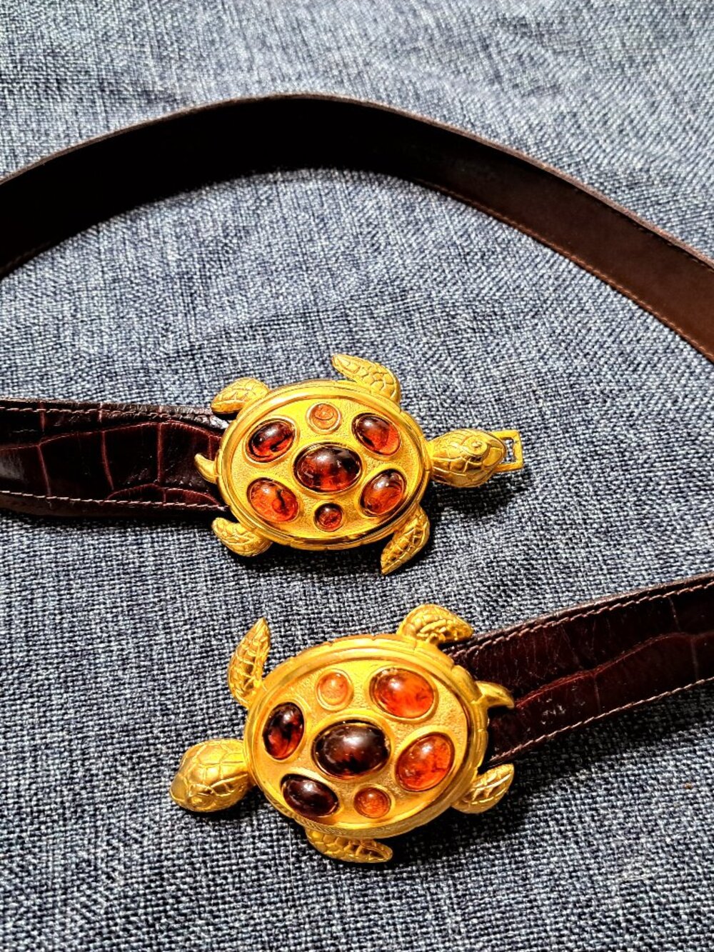 VINTAGE LADIES BELT WITH JEWEL TURTLE BELT BUCKLES GOLD TONE SIZE S-M